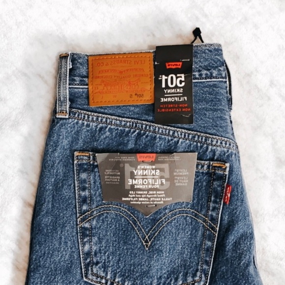 BRAND NEW 501 LEVI JEANS - Picture 3 of 3
